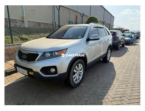 KIA SORENTO FOR RENT - 2