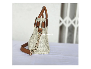 Pre-Owned Michael Kors Hamilton Bag – Chic Beige & Khaki Leather - 2