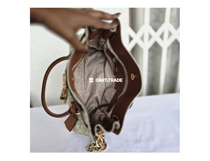 Pre-Owned Michael Kors Hamilton Bag – Chic Beige & Khaki Leather - 4