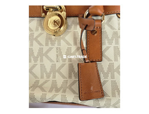 Pre-Owned Michael Kors Hamilton Bag – Chic Beige & Khaki Leather - 7