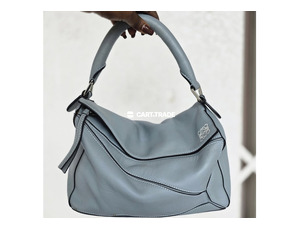 Pre-Owned LOEWE Puzzle Bag – Medium Size in Light Greyish-Blue - 3