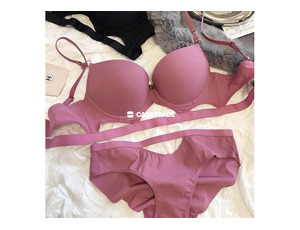 Pink summer fashion