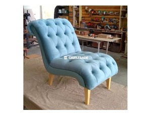 ARM CHAIR