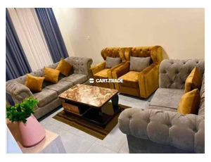 TUFTED LIVING ROOM SOFA