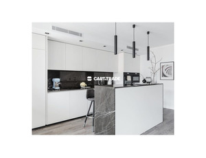 MODERN STRAIGHT SHAPED KITCHEN