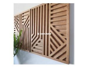WOOD PATTERNED WALL DECORATION