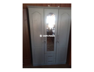 MODERN WARDROBE