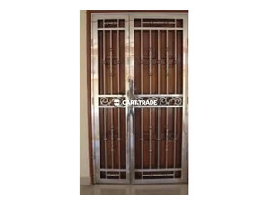 Gate