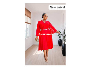 🔸 Comfortable fit, flattering design