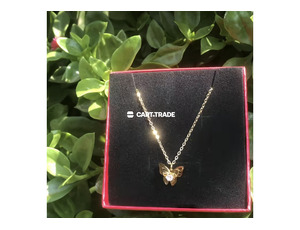 Elegant Gold Butterfly Pendant Necklace with Twisted Chain Design - 3