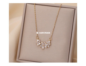 Luxurious Gold Necklace – Floral Design with Sparkling Stones - 2