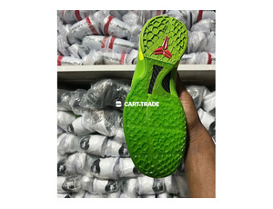 Kobe Bryant Limited Edition Textured Green Sneakers - 3