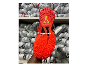 Nike Zoom Honeycomb Textured Sneaker - 3